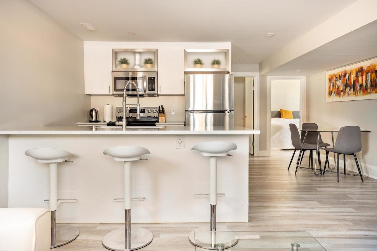Entire 2 Bedroom Apartment Downtown - U1 Kitchener Dış mekan fotoğraf