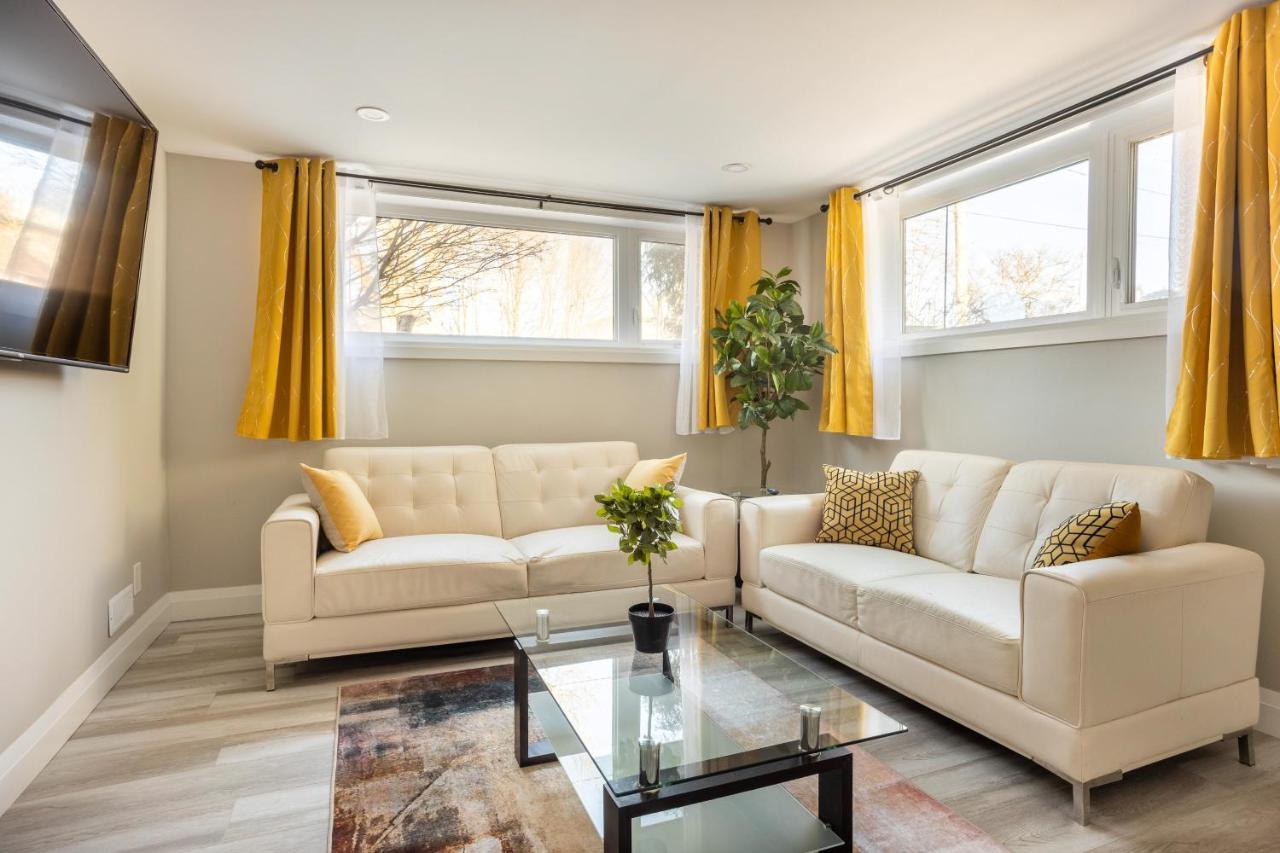 Entire 2 Bedroom Apartment Downtown - U1 Kitchener Dış mekan fotoğraf